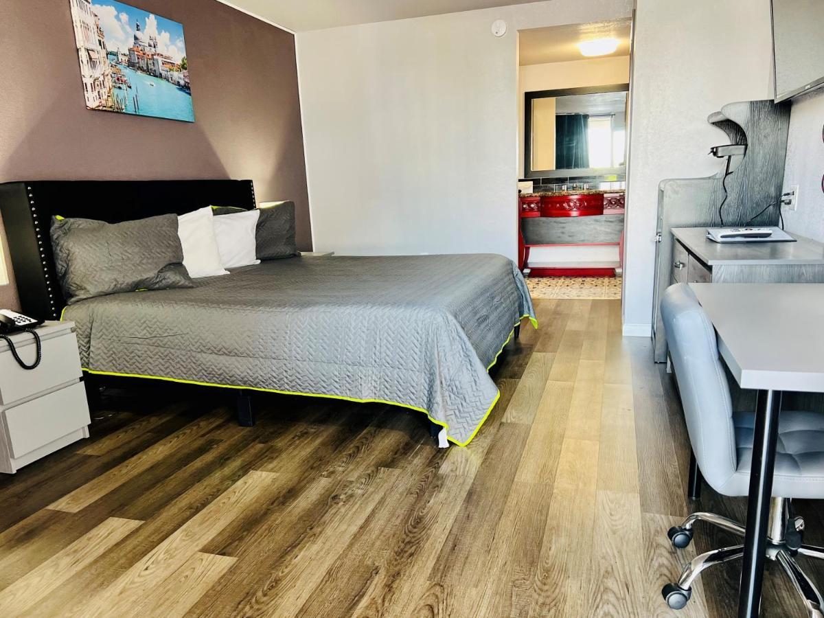 R Nite Star Inn And Suites -Home Of The Cowboys & Rangers Arlington Bagian luar foto