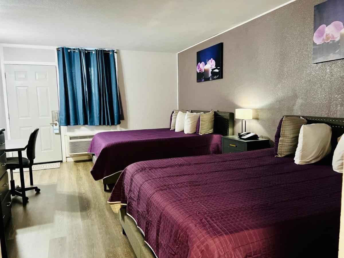 R Nite Star Inn And Suites -Home Of The Cowboys & Rangers Arlington Bagian luar foto