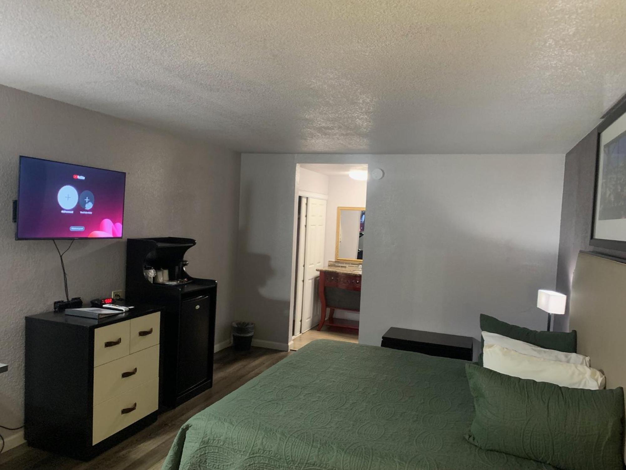 R Nite Star Inn And Suites -Home Of The Cowboys & Rangers Arlington Bagian luar foto